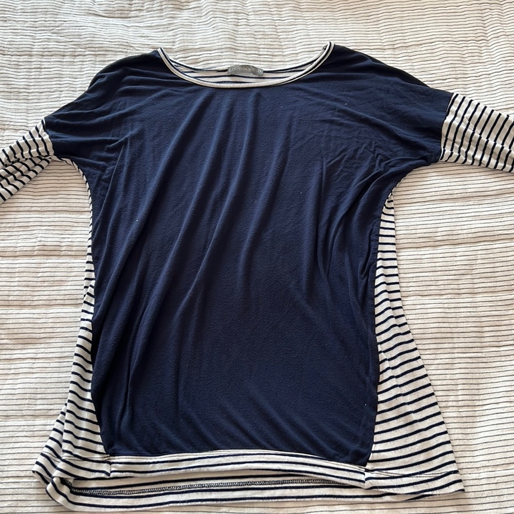 Loveappella Top Size Medium